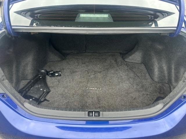 Toyota Corolla XLE CVT (Natl) 2019