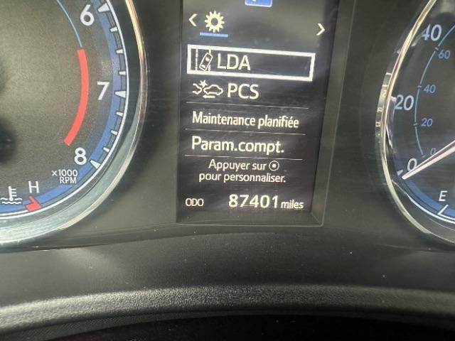 Toyota Corolla XLE CVT (Natl) 2019