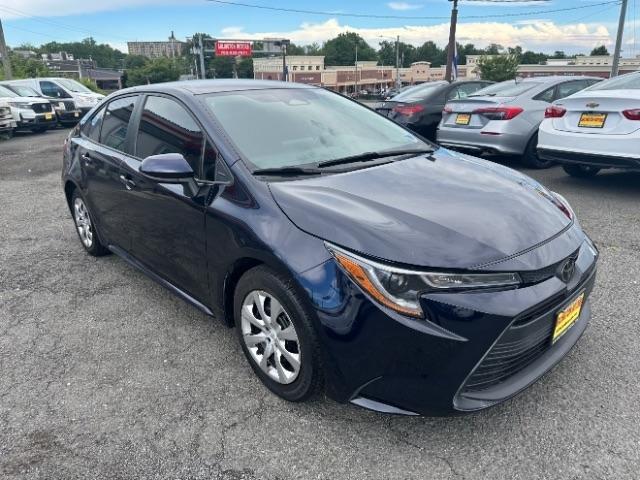 Toyota Corolla LE CVT (Natl) 2024