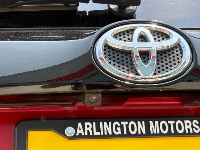 Toyota RAV4 AWD 4dr SE (Natl) 2016