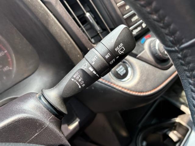 Toyota RAV4 AWD 4dr SE (Natl) 2016