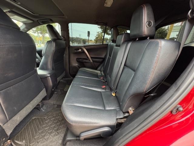 Toyota RAV4 AWD 4dr SE (Natl) 2016