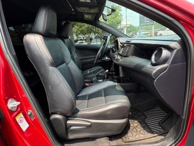 Toyota RAV4 AWD 4dr SE (Natl) 2016