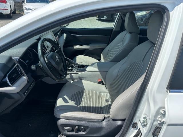 Toyota Camry Hybrid SE Nightshade CVT (Natl) 2023