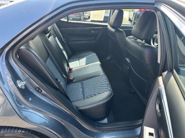 Toyota Corolla 4dr Sdn CVT LE Premium (Natl) 2015