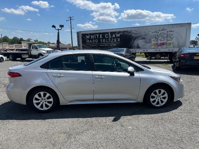 Toyota Corolla LE CVT (Natl) 2025