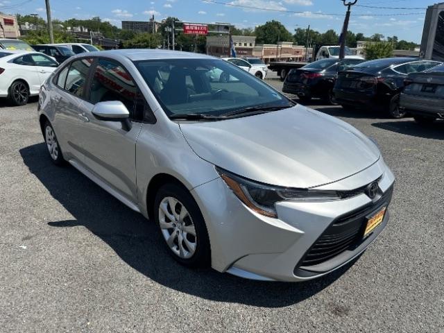 Toyota Corolla LE CVT (Natl) 2025