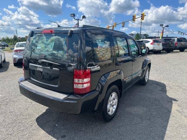 Jeep Liberty RWD 4dr Sport 2012