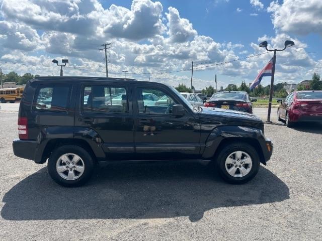 Jeep Liberty RWD 4dr Sport 2012