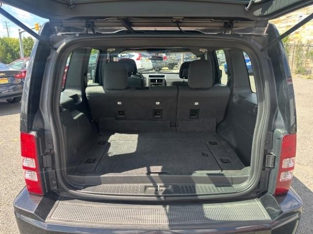 Jeep Liberty RWD 4dr Sport 2012