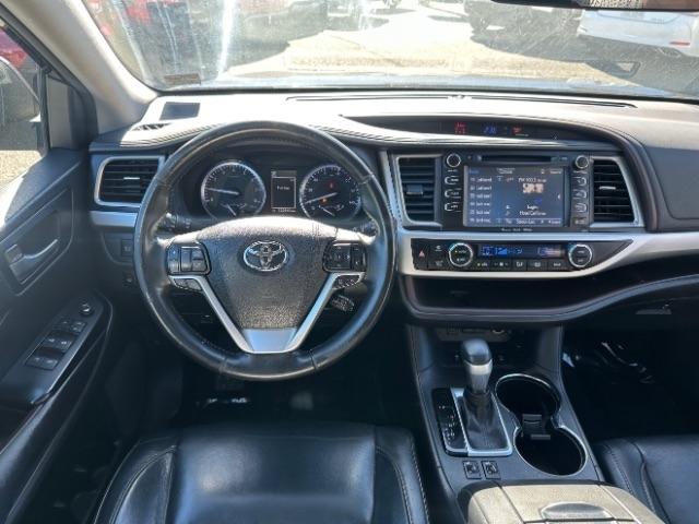 Toyota Highlander XLE V6 AWD (Natl) 2018