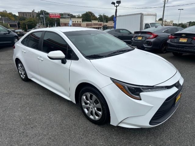 Toyota Corolla LE CVT (Natl) 2024