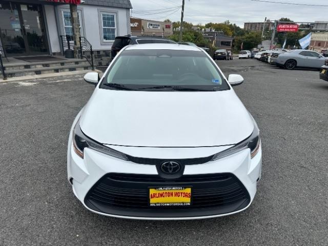 Toyota Corolla LE CVT (Natl) 2024