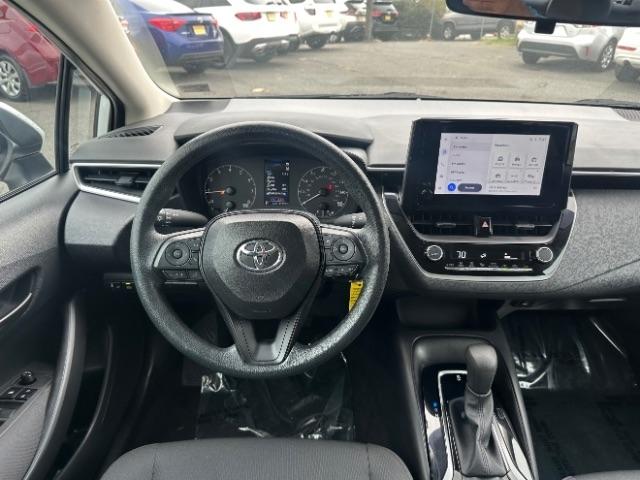 Toyota Corolla LE CVT (Natl) 2024