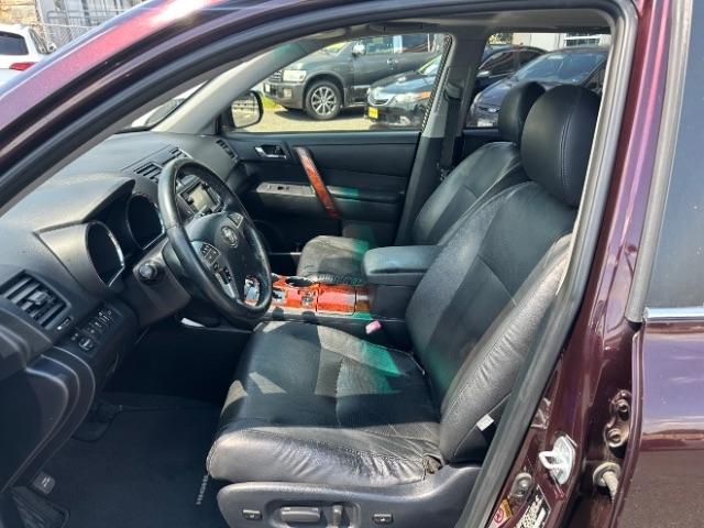 Toyota Highlander Hybrid 4WD 4dr Limited (Natl) 2013