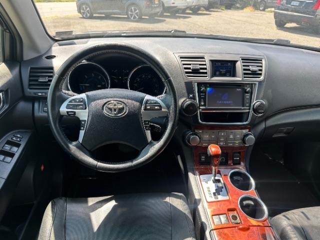 Toyota Highlander Hybrid 4WD 4dr Limited (Natl) 2013