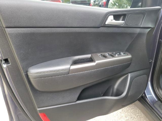Kia Sportage LX FWD 2020
