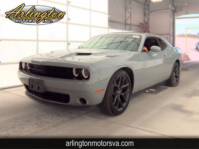 2021 Dodge Challenger SXT RWD