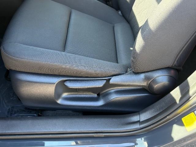 Toyota Corolla LE CVT (Natl) 2025