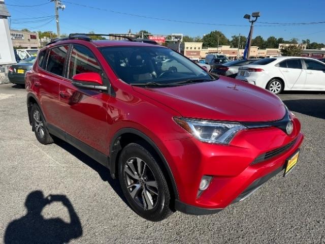 Toyota RAV4 XLE AWD (Natl) 2017