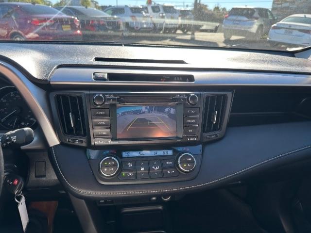 Toyota RAV4 XLE AWD (Natl) 2017