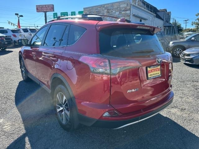 Toyota RAV4 XLE AWD (Natl) 2017
