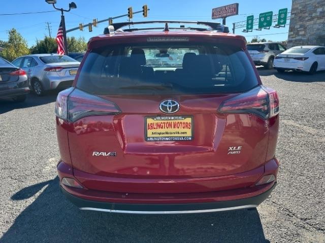 Toyota RAV4 XLE AWD (Natl) 2017