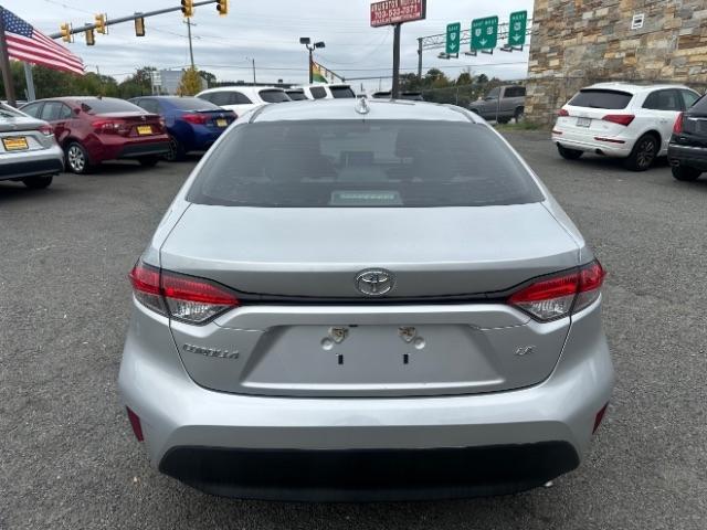 Toyota Corolla LE CVT (Natl) 2024