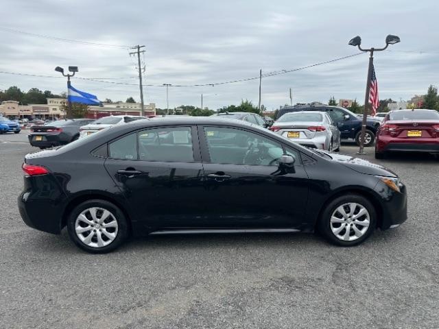 Toyota Corolla LE CVT (Natl) 2024