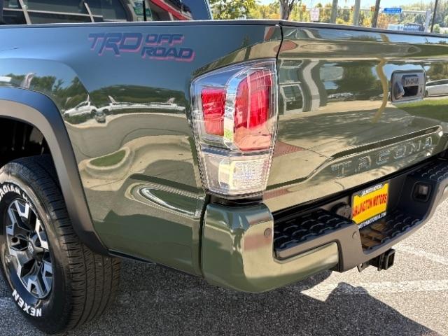 Toyota Tacoma 2WD TRD Off Road Double Cab 5' Bed V6 AT (Natl) 2022