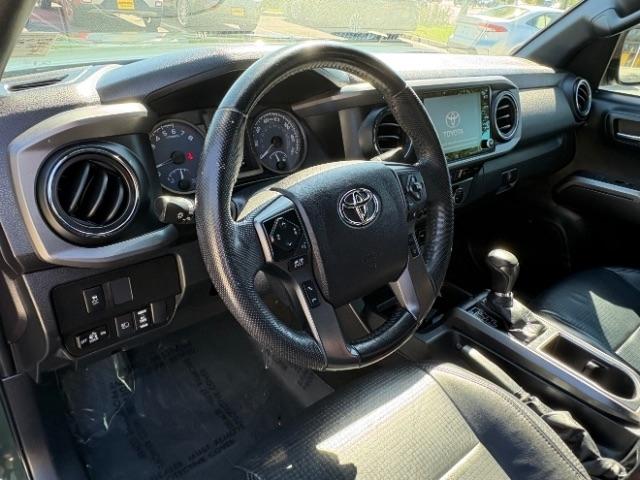 Toyota Tacoma 2WD TRD Off Road Double Cab 5' Bed V6 AT (Natl) 2022