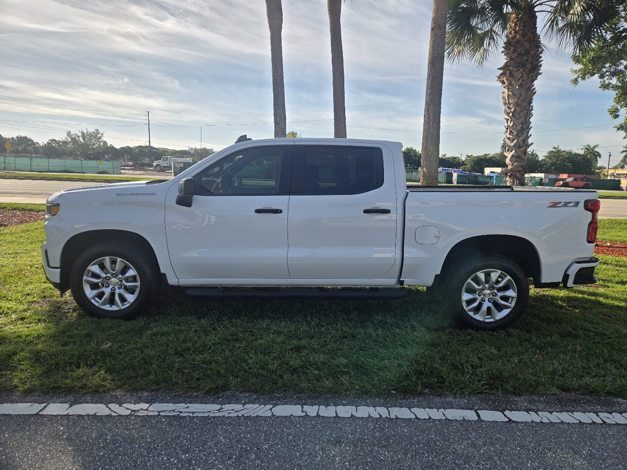 Chevrolet Silverado 1500 Custom Crew Cab 2WD 2021