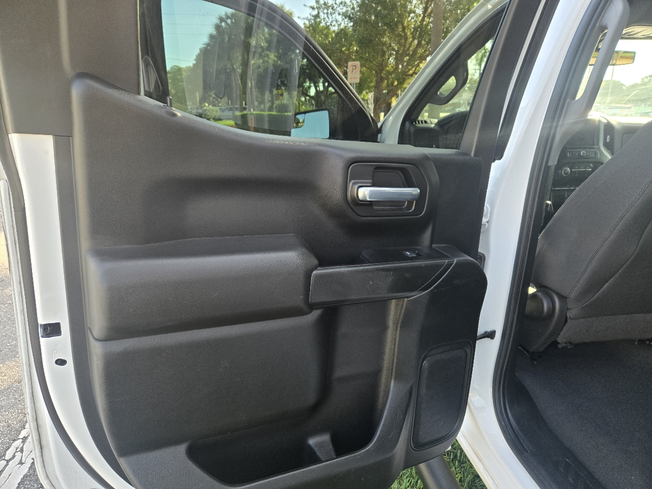 Chevrolet Silverado 1500 Custom Crew Cab 2WD 2021