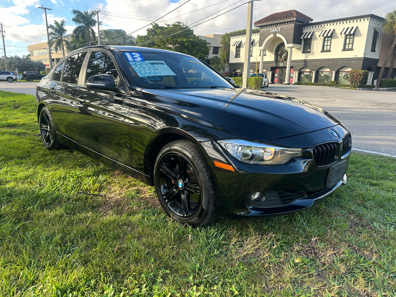 BMW 3-Series 328i xDrive Sedan 2013