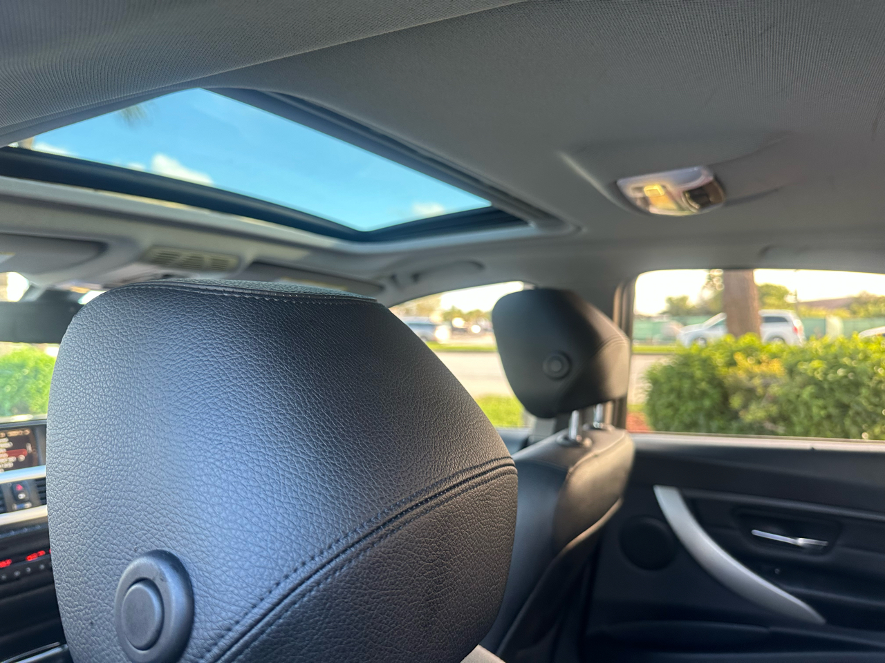 BMW 3-Series 328i xDrive Sedan 2013