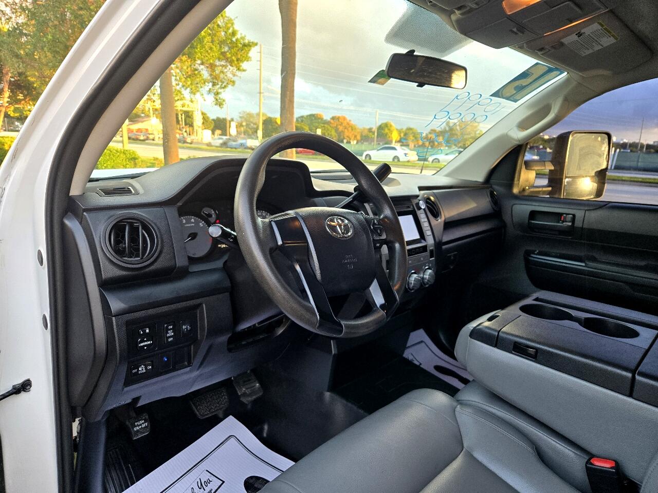 Toyota Tundra SR5 4.6L V8 Double Cab 2WD 2015