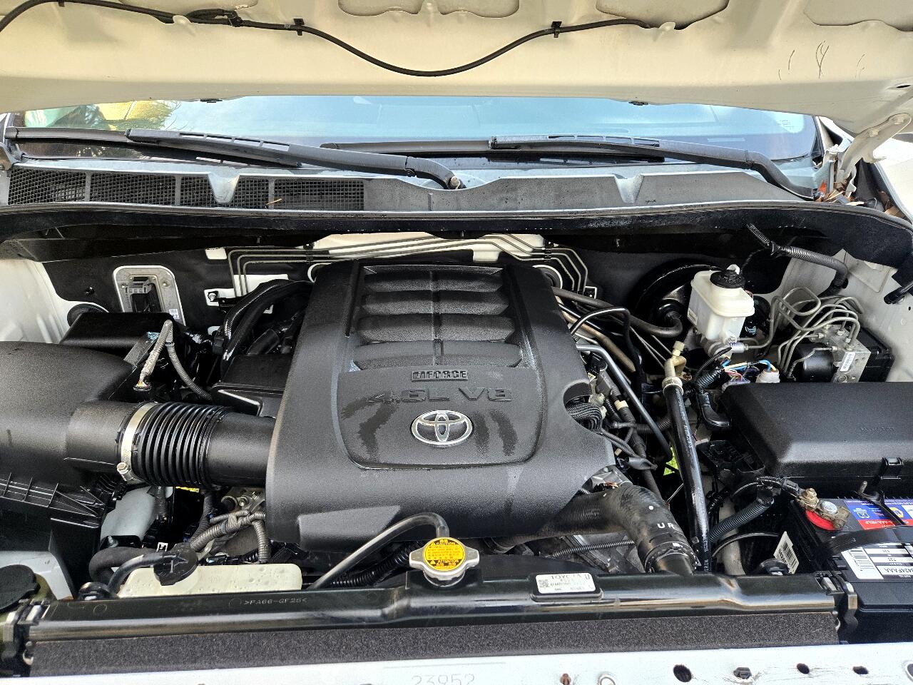 Toyota Tundra SR5 4.6L V8 Double Cab 2WD 2015