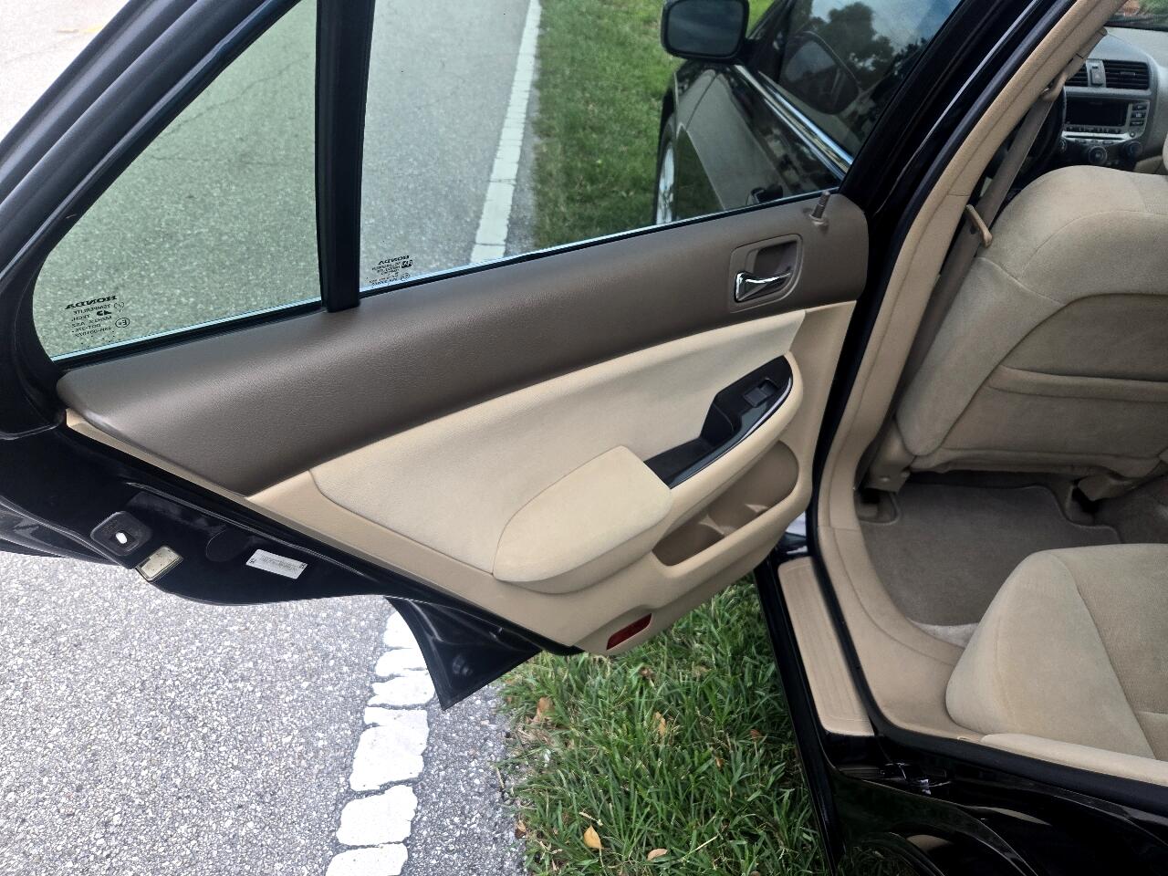 Honda Accord LX SE Sedan AT 2006