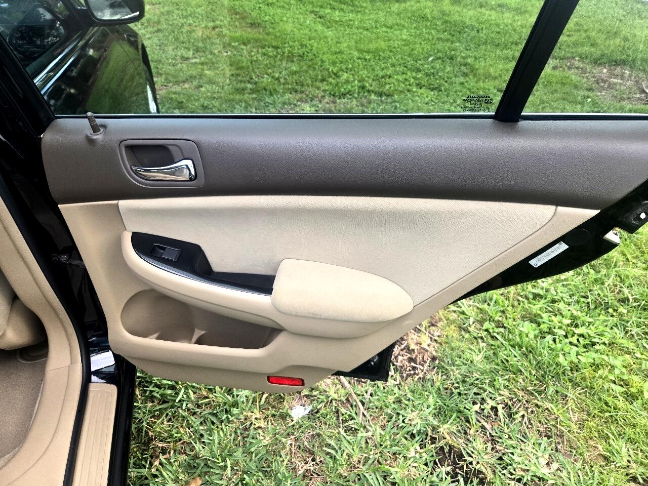 Honda Accord LX SE Sedan AT 2006