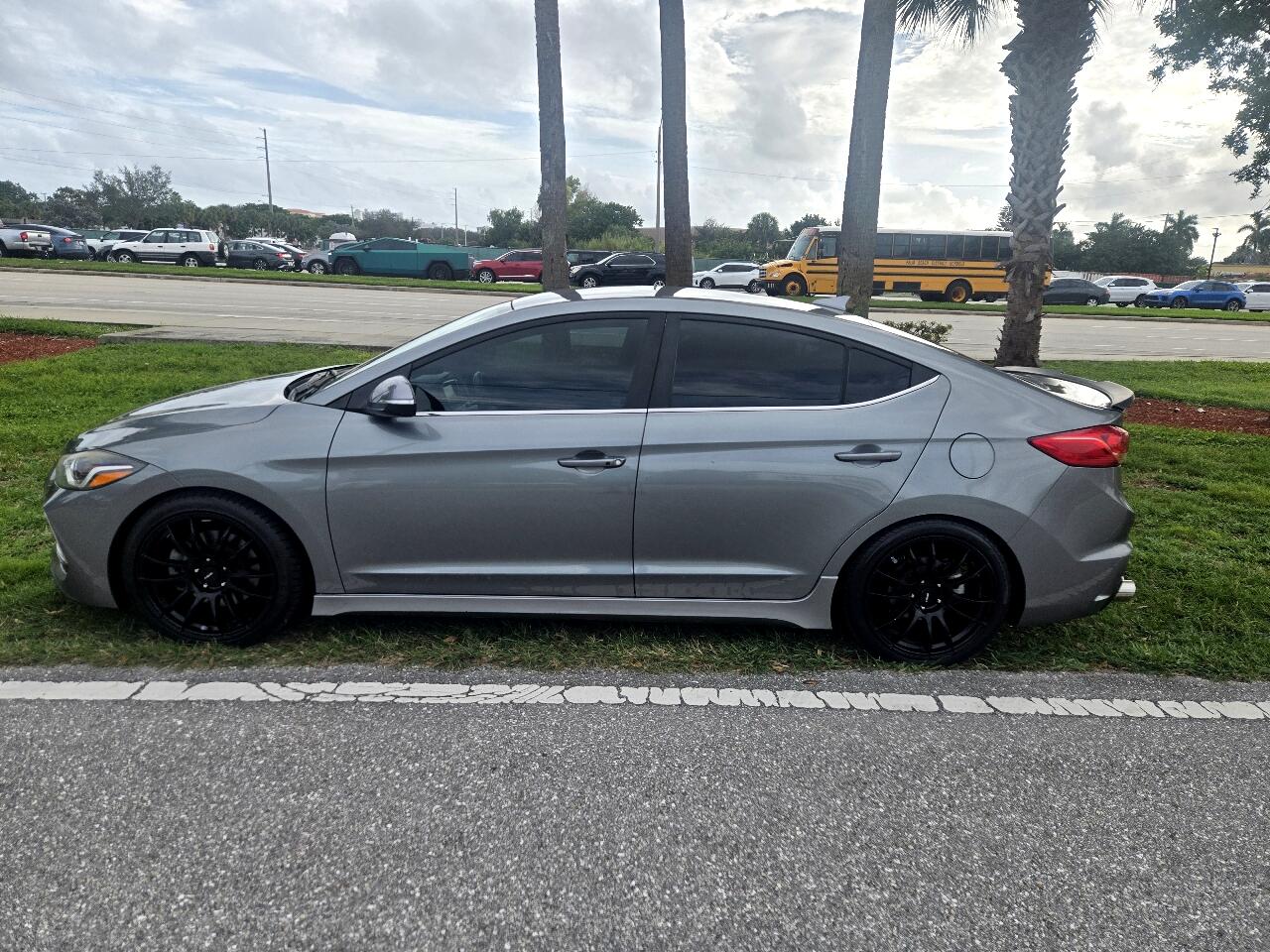 Hyundai Elantra 6AT 2017