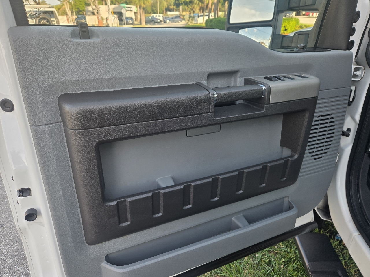 Ford F-350 SD XLT Crew Cab Long Bed 4WD 2014