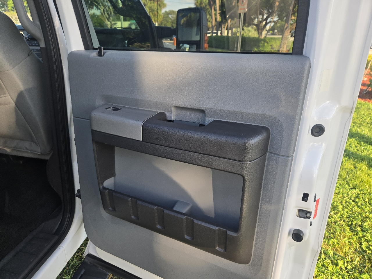 Ford F-350 SD XLT Crew Cab Long Bed 4WD 2014