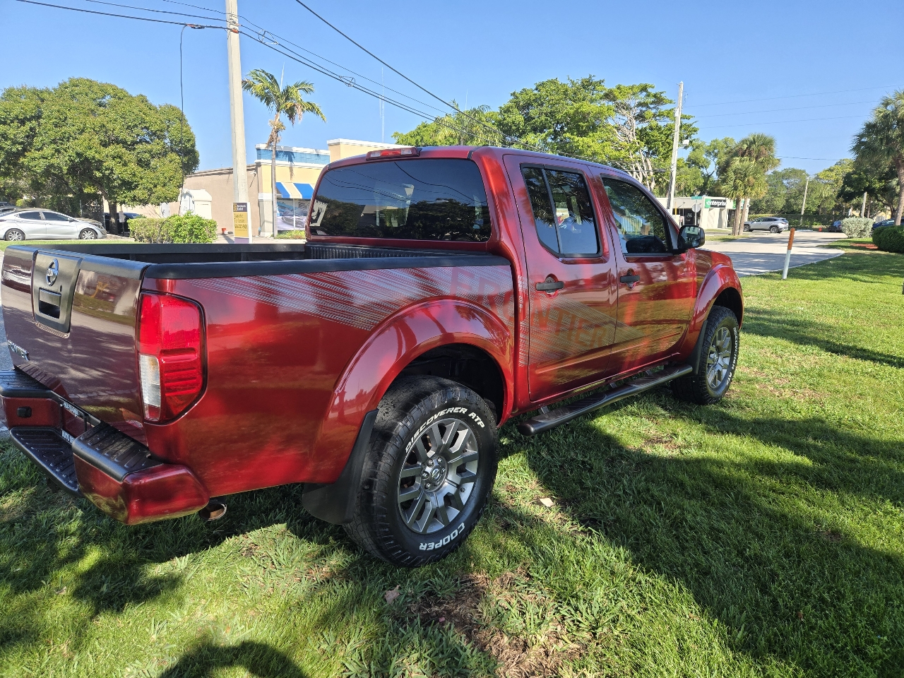 Nissan Frontier S Crew Cab 2WD 2012