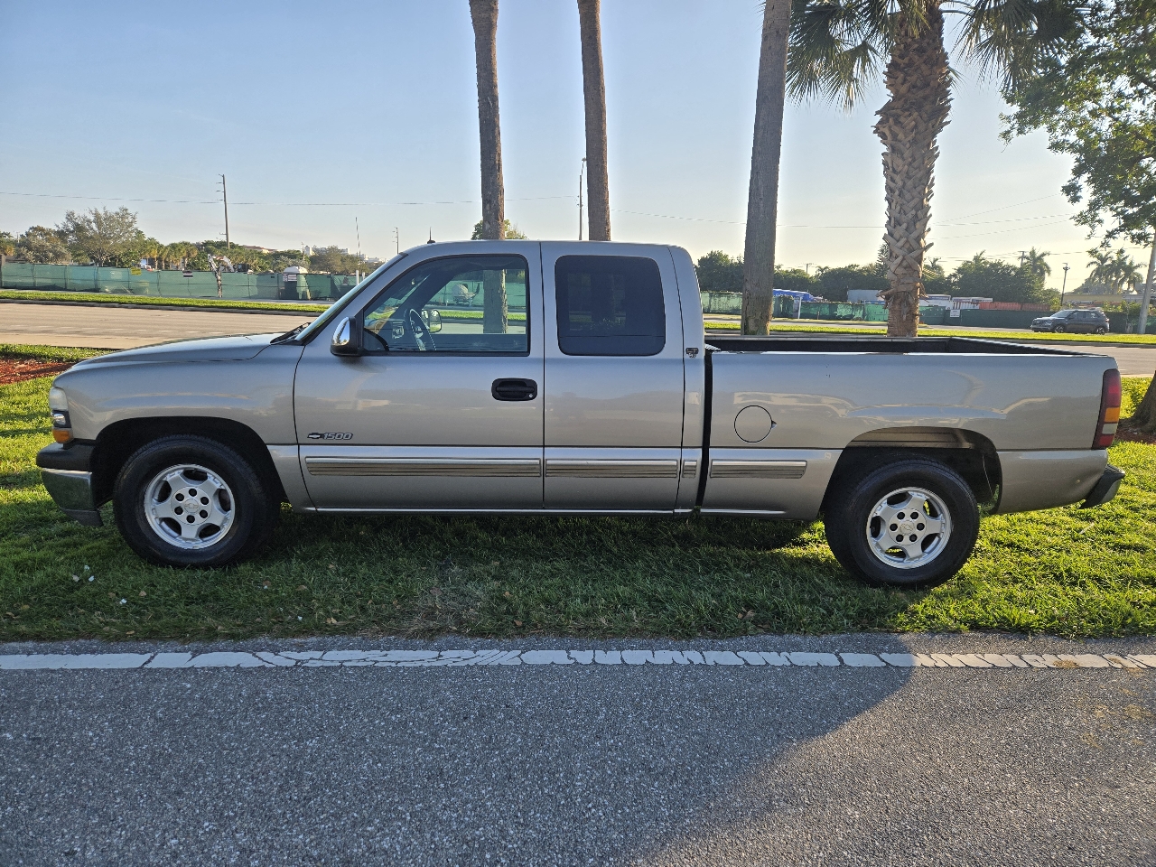 Chevrolet Silverado 1500 1LT Double Cab 2WD 2002