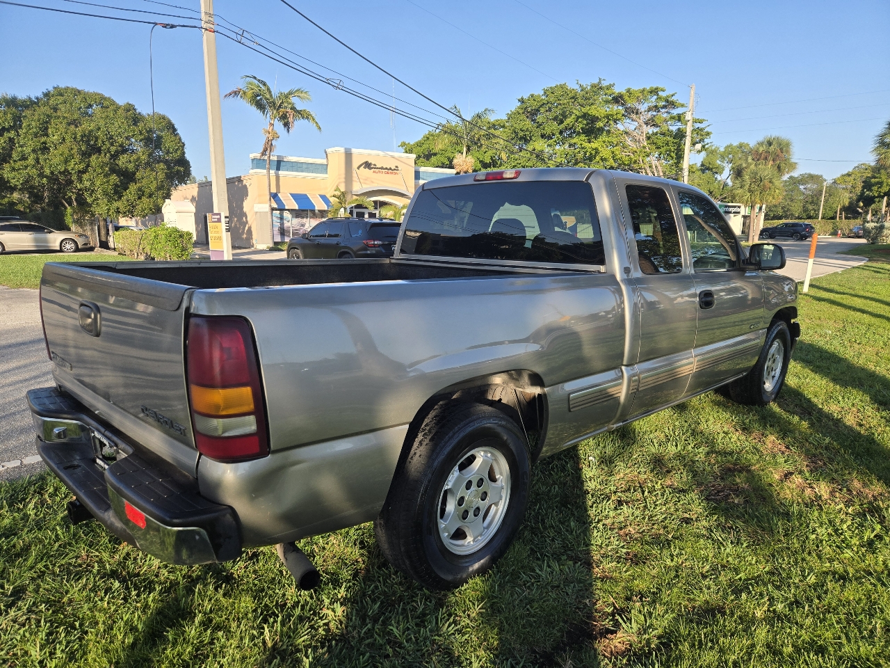 Chevrolet Silverado 1500 1LT Double Cab 2WD 2002