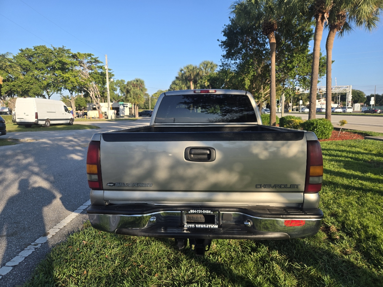 Chevrolet Silverado 1500 1LT Double Cab 2WD 2002