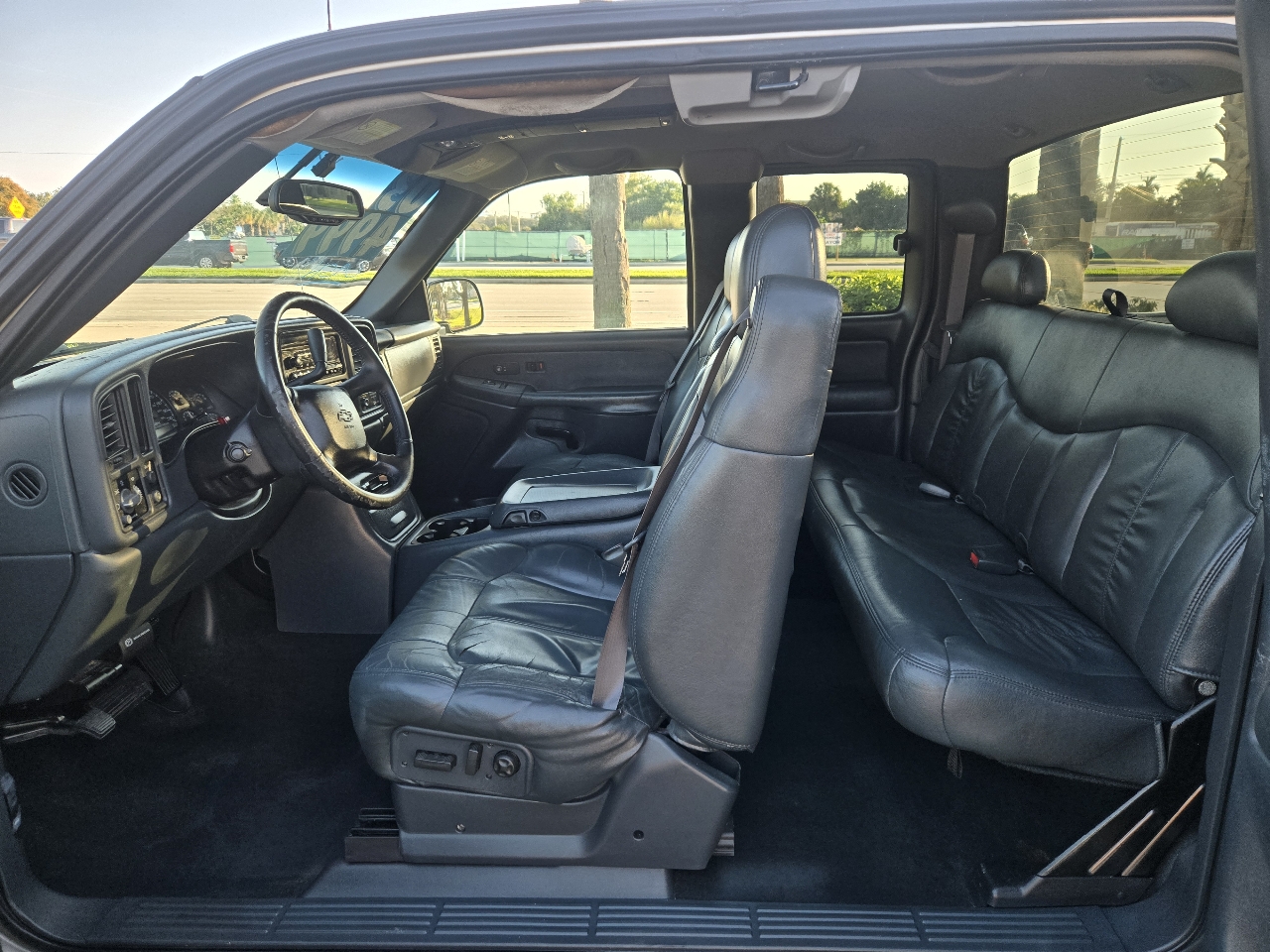 Chevrolet Silverado 1500 1LT Double Cab 2WD 2002