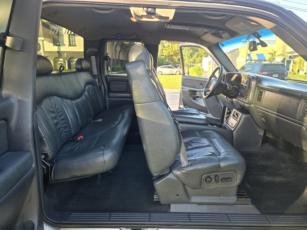 Chevrolet Silverado 1500 1LT Double Cab 2WD 2002