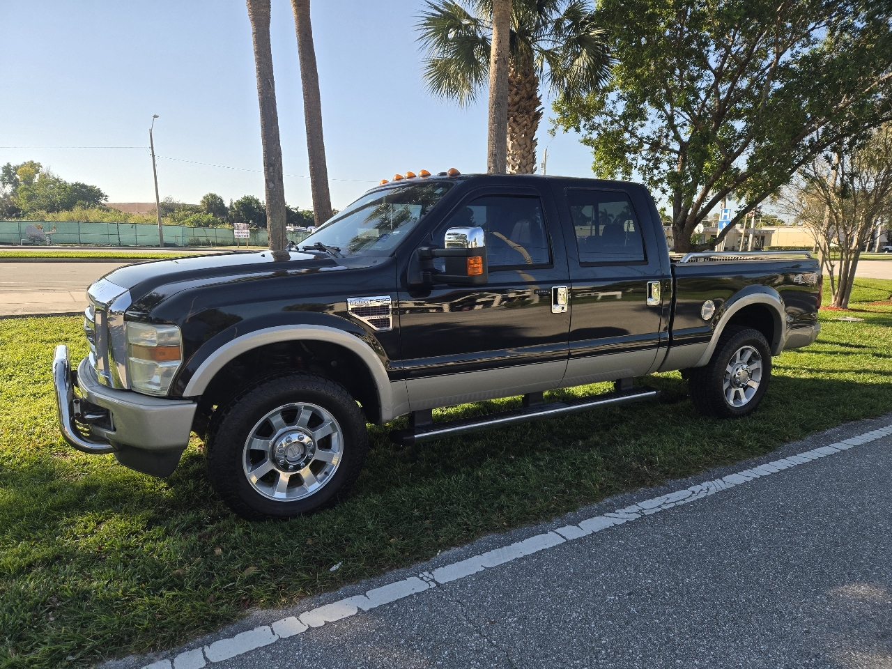 2009 Ford F-250 SD XLT Crew Cab Long Bed 4WD