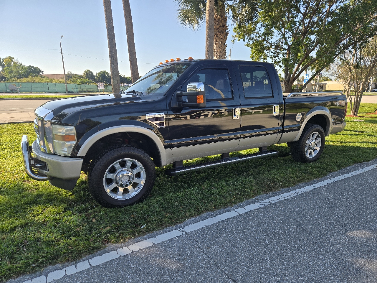 Ford F-250 SD XLT Crew Cab Long Bed 4WD 2009